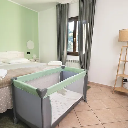 Rosmarino - Comodita E Tranquillita Con Giardino E Parcheggio Daire Imperia