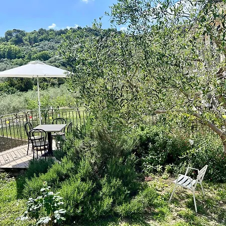 Rosmarino - Comodita E Tranquillita Con Giardino E Parcheggio
