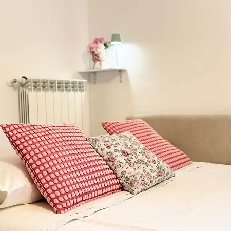 아파트 Rosmarino - Comodita E Tranquillita Con Giardino E Parcheggio *