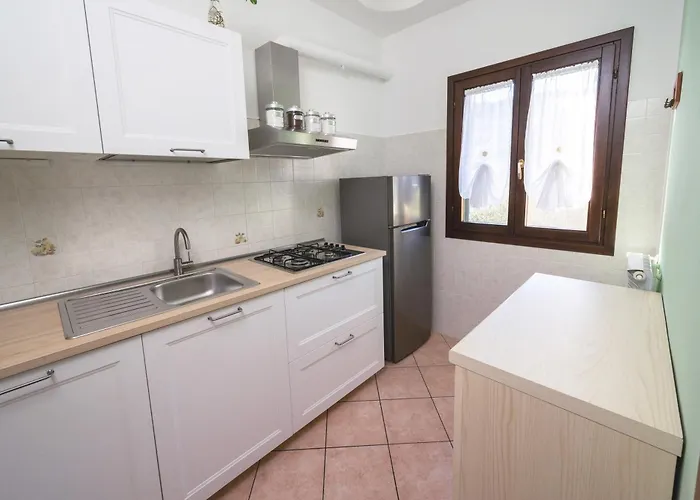 Rosmarino - Comodita E Tranquillita Con Giardino E Parcheggio Lägenhet Imperia