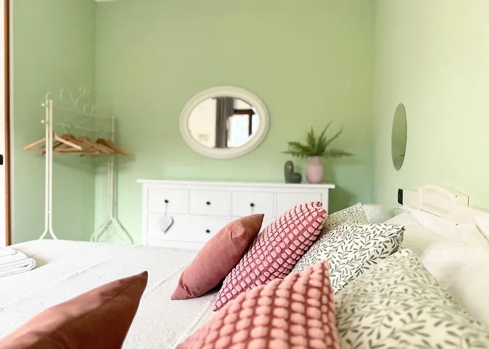 Rosmarino - Comodita E Tranquillita Con Giardino E Parcheggio Imperia