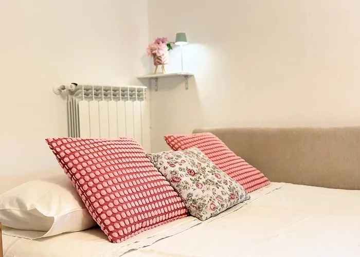 Lägenhet Rosmarino - Comodita E Tranquillita Con Giardino E Parcheggio *