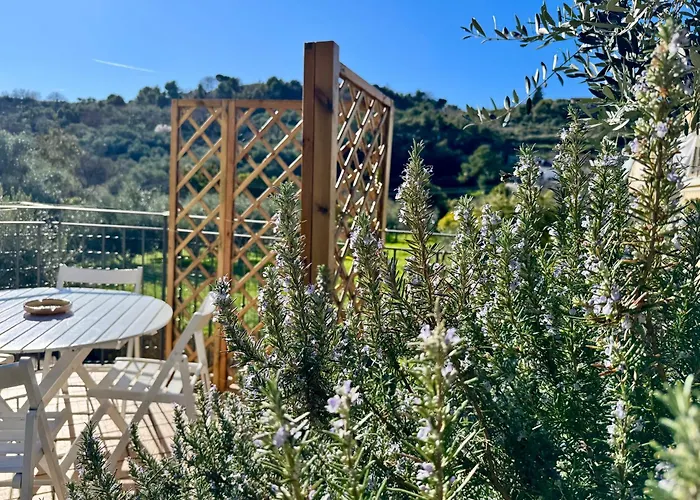 Lägenhet Rosmarino - Comodita E Tranquillita Con Giardino E Parcheggio *