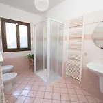 Rosmarino - Charming 2 Bedrooms Apartment With Garden And Parking