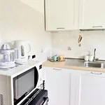 아파트 Rosmarino - Charming 2 Bedrooms With Garden And Parking *