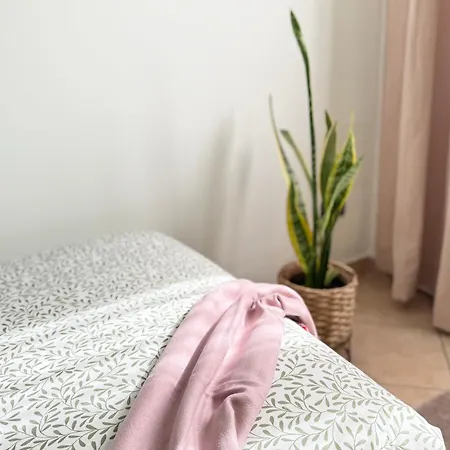 Rosmarino - Charming 2 Bedrooms With Garden And Parking Империя