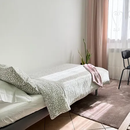 Rosmarino - Comodita E Tranquillita Con Giardino E Parcheggio * Империя