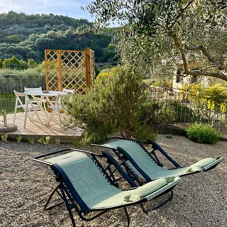Rosmarino - Charming 2 Bedrooms With Garden And Parking