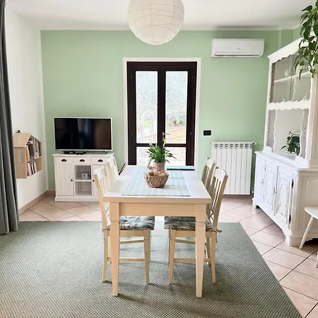 Rosmarino - Comodita E Tranquillita Con Giardino E Parcheggio * Imperia