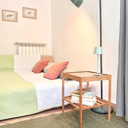 Апартаменты Rosmarino - Charming 2 Bedrooms With Garden And Parking *