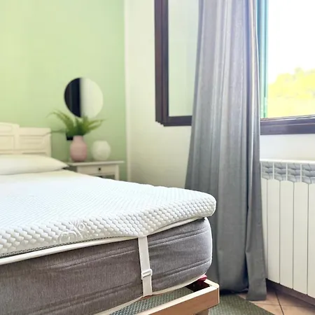Rosmarino - Charming 2 Bedrooms With Garden And Parking