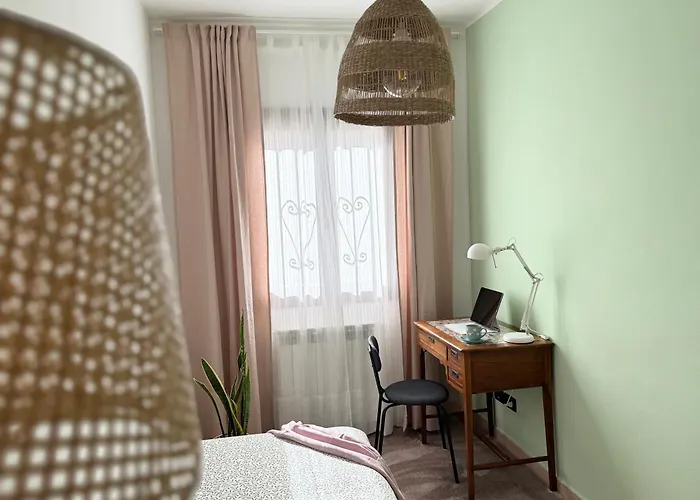 Rosmarino - Comodita E Tranquillita Con Giardino E Parcheggio Imperia