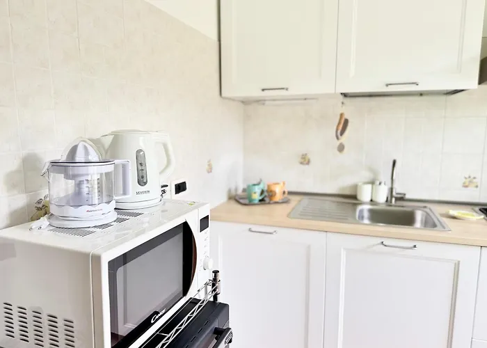 Διαμέρισμα Rosmarino - Comodita E Tranquillita Con Giardino E Parcheggio *