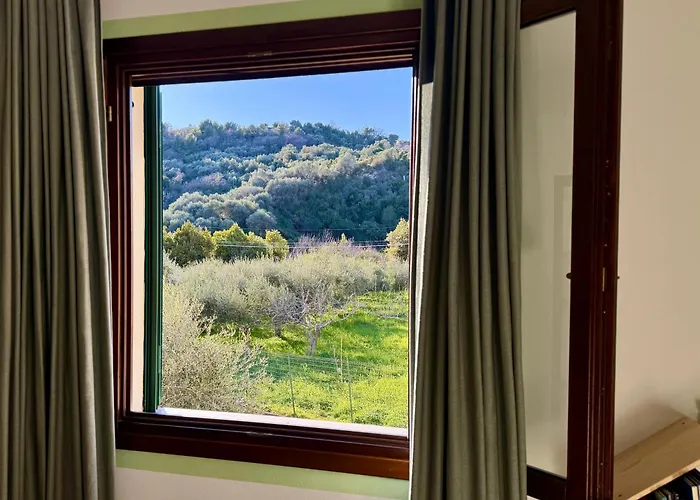 Rosmarino - Comodita E Tranquillita Con Giardino E Parcheggio Imperia